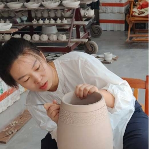窑火凝红，雅钧传韵——赵雅静以匠心续写千年钧瓷风华